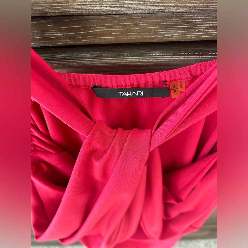 Pink top cute front, stretchy